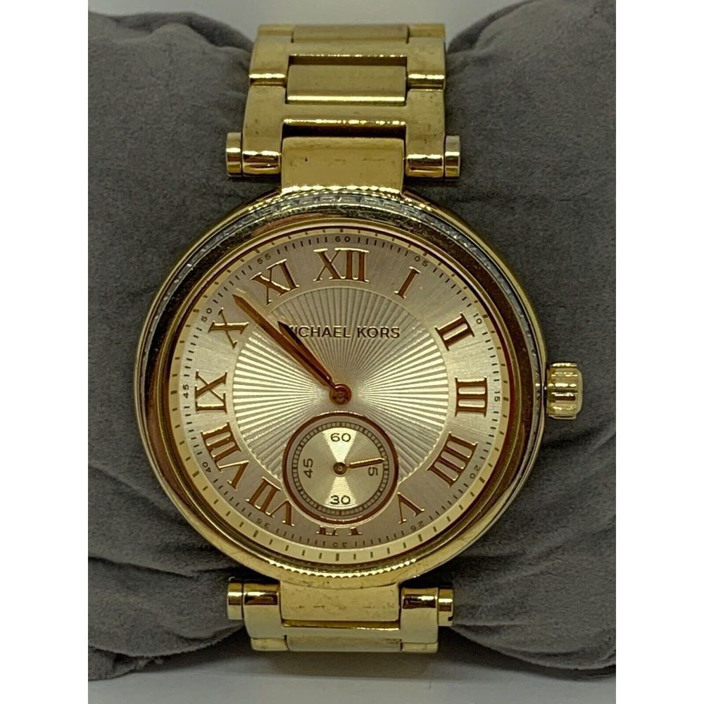 Michael Kors MK5867 Womens Gold Stainless Steel Analog Champagne Dial Watch W336